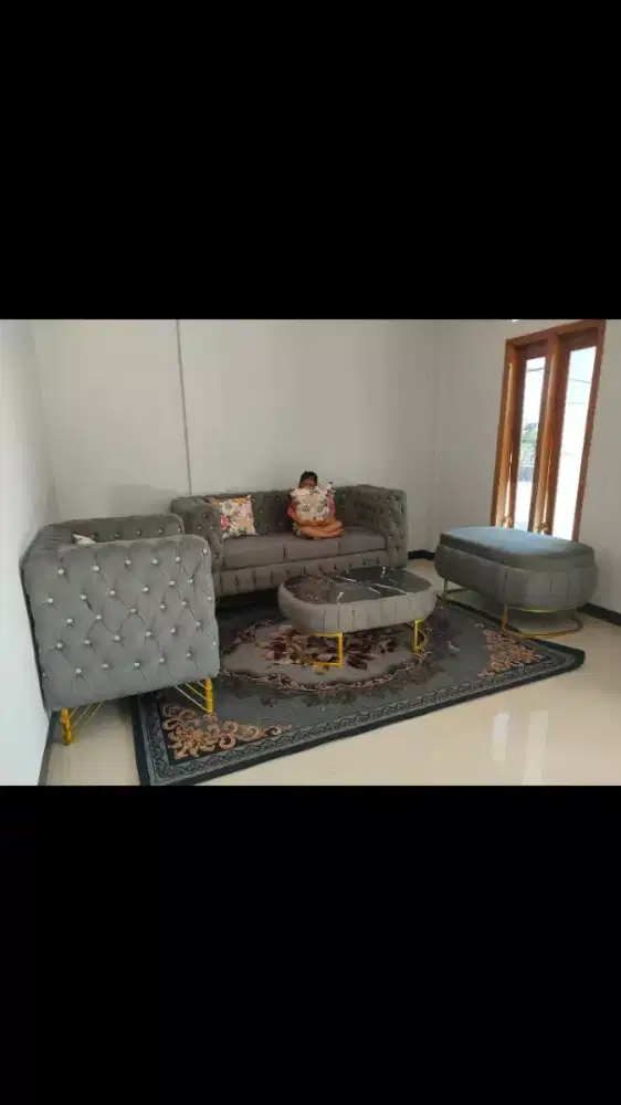 Sofa Kancing DAVINCI Kaki Besi Kain Bludru