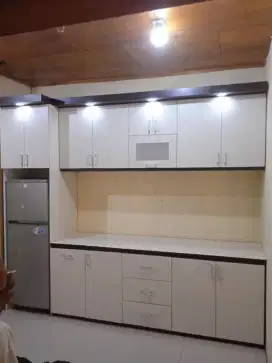 Kitchen set finishing hpl,interior dapur,kabinet dapur,meja minibar