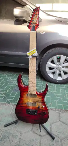 Gitar warna ok banget 7 senar