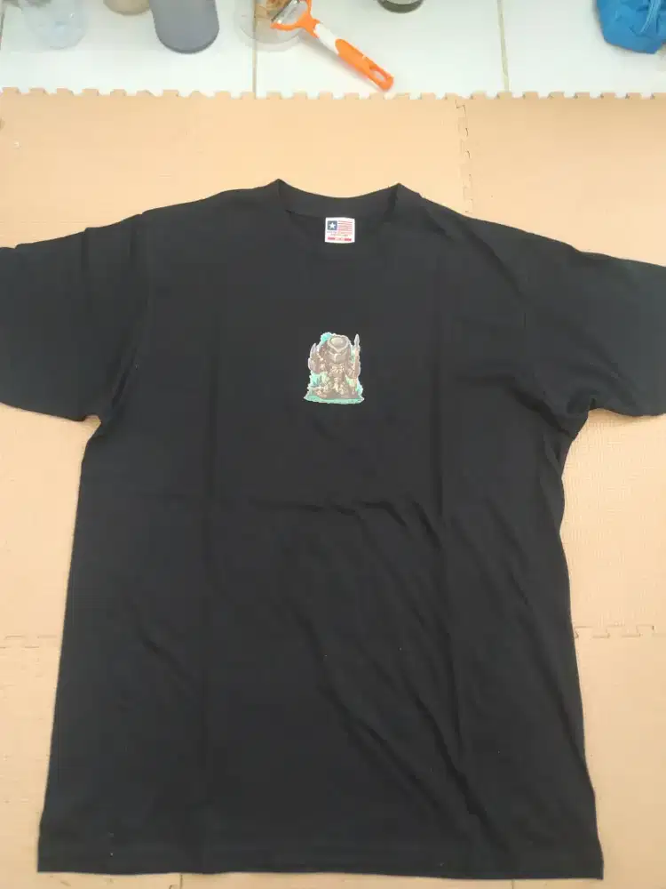 Kaos Karakter Unik size M