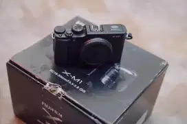 Fujifilm XM1 body only