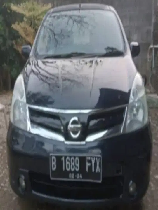 Nissan Grand livina 2011 Bensin