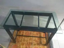 Meja makan/belajar 109,5 x 83,5 x 59,5
