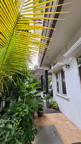Dijual rumah hoek di Sunter Jakarta Utara