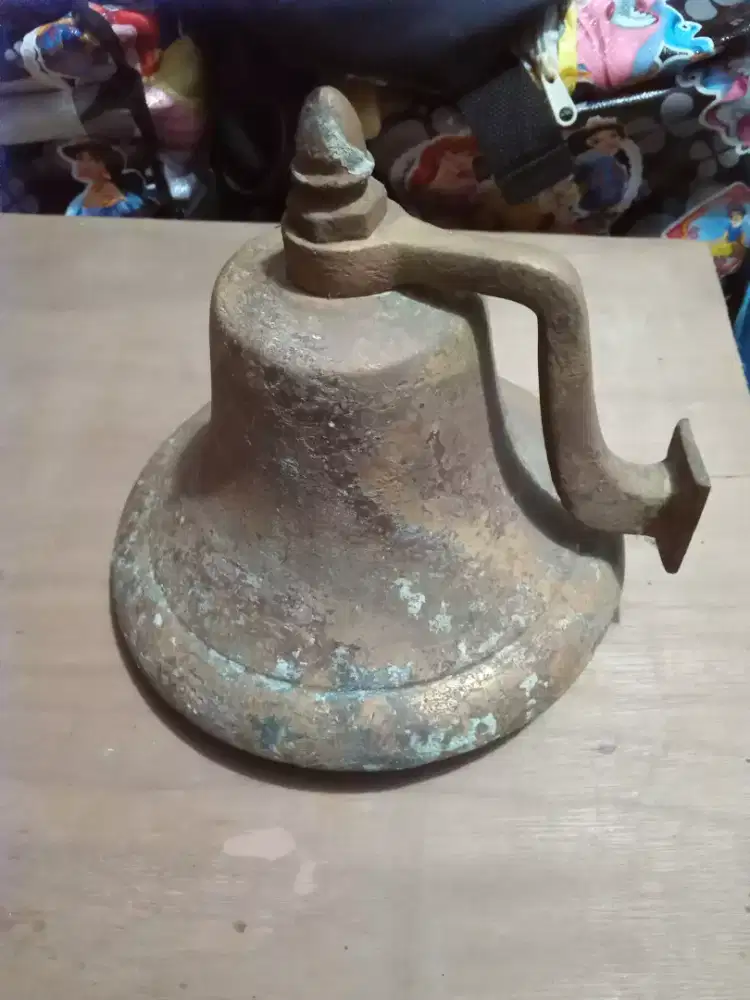 LONCENG KUNINGAN ANTIK