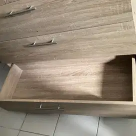 Jual Cepat Chest Drawer 100x47x102,2cm (PxLxT) Kondisi 75%