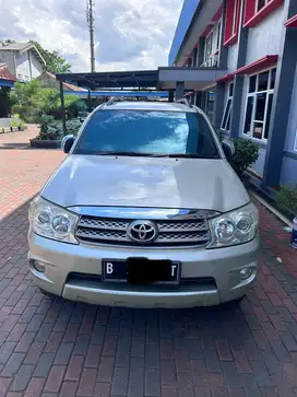 Toyota Fortuner 2.5 G Matic 2011