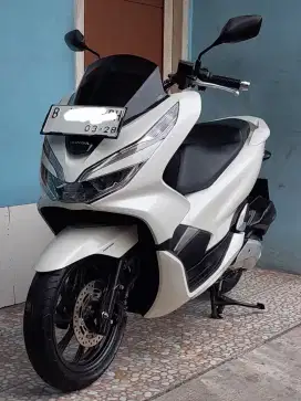 menerima dan membeli honda pcx 2018 tua muda