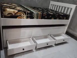 Dipan jati cat duco