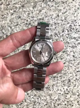 Rolex boysize 31mm series rehaut oyster perpetual like new