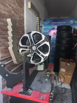 velg peang ,velg penyok velg Retak,,Repolish