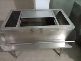 Ice bin bar station