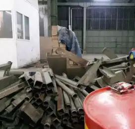 trima segala macam besi tua dan barang bekas