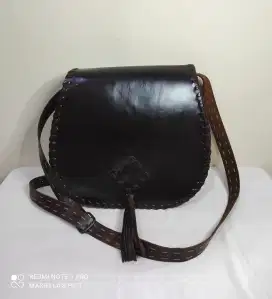 TAS SELEMPANG VINTAGE UNIK KULIT KUDA H&M