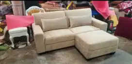 Sofa apartemen 2 puff besar