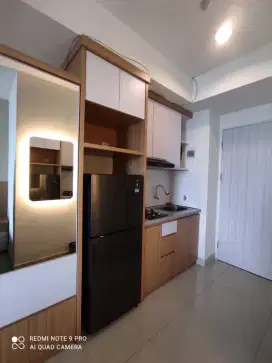 DI JUAL APARTEMEN GRAND KAMALA LAGOON FULLY FURNISH