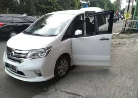 Nissan Serena 2013 Bensin