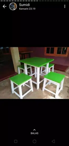Meja kursi cafe