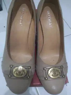 Sepatu Buccheri Style 8111 Cream