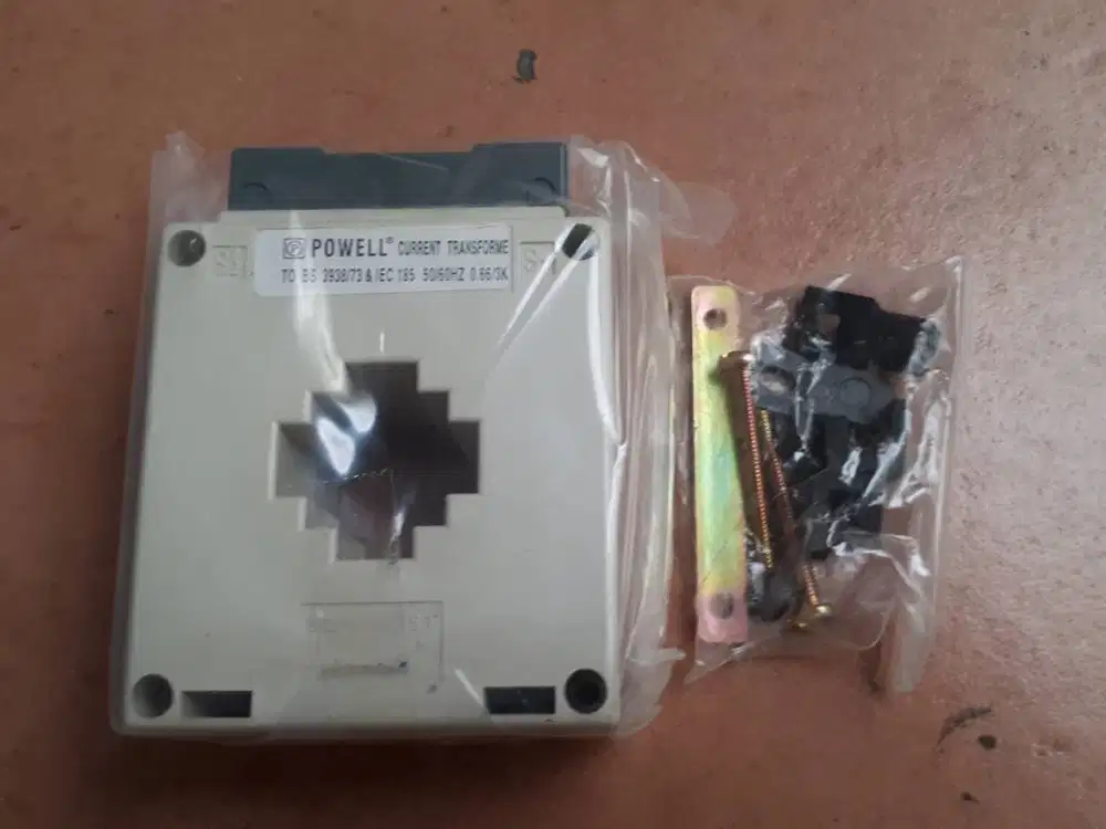 Powell Current Transformer Model 30 range 100/5A 1 set (3 buah) A-623