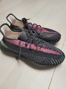 Sepatu Adidas Yeezy 350 V2 Yecheil (PK)