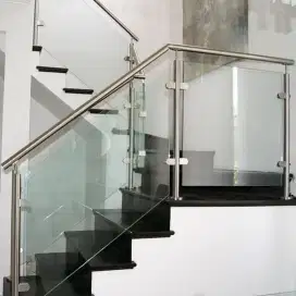 Pagar stainless kaca tempered untuk tangga dan balkon *04