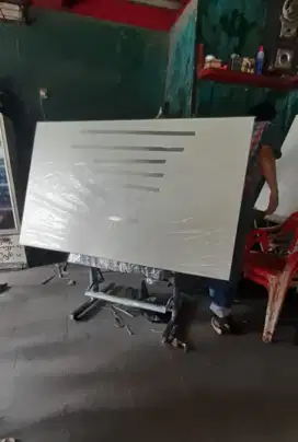 Meja gambar magnet