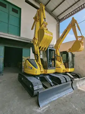 Mini excavator beko komatsu Pc75