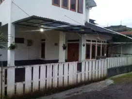 Dijual rumah di lembang semi furnished