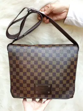 Tas Import Eks Louis Vuitton Selempang Sling Bag Kulit Asli Pria