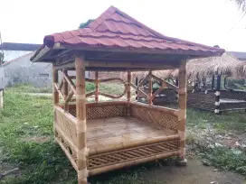 Saung villa gubuk pondok lesehan gazebo