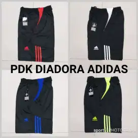 Celana olahraga adidas