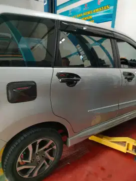 Sewa Mobil Avanza Veloz 2019 + Sopir