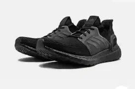 Adidas UltraBOOST 19 Triple Black G27508 size US 9 new 100%Autentic