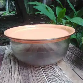 Mixing Bowl Tupperware