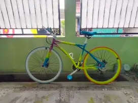 Sepeda Hybrid - Sepeda Fixie