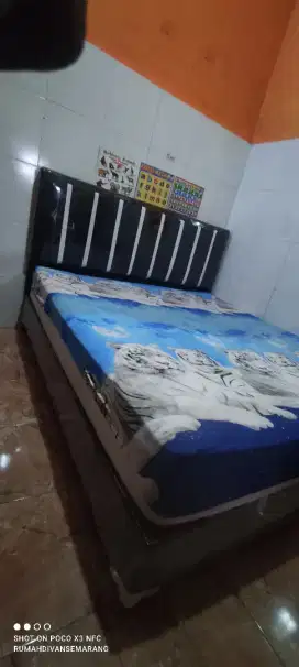 DIVAN DIPAN TEMPAT TIDUR SANDARAN MINIMALIS MOTIF GARIS GARIS