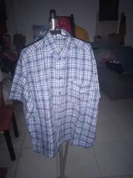 Kemeja cowok motif kotak