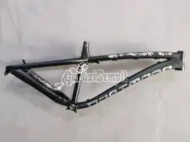 Frame Dartmoor Hornet 2021