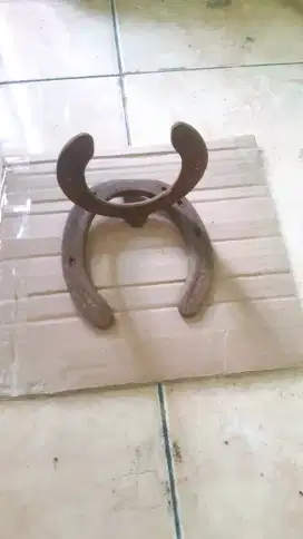Tapal Kuda Bekas ( Used Horseshoes)