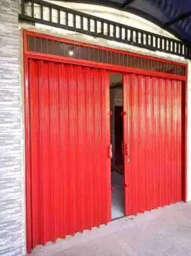 Roling door folding gate