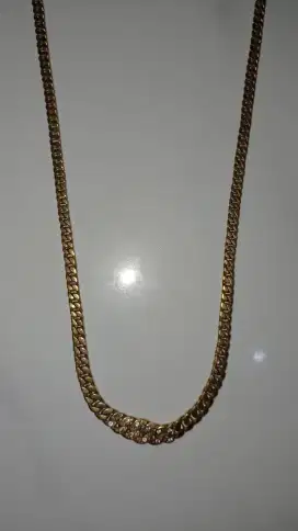 Kalung Perhiasan  Batu Mutiara