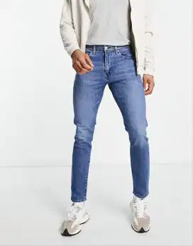 Levi's 512 W33 L34 BNWT