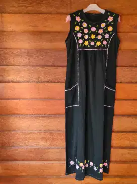 Dress hitam bordir, dress bahan nyaman, dress hitam