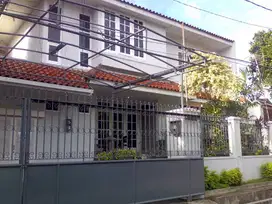 Rumah Siap Huni Terawat, Jl Damarsari, Pejaten Jak Sel