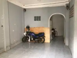 DIJUAL RUMAH KOST TANAH LUAS