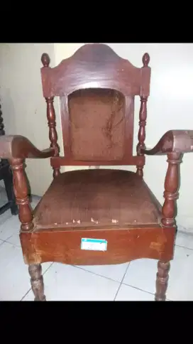kursi jati tua ukir elegant oke