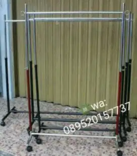 Display baju celana