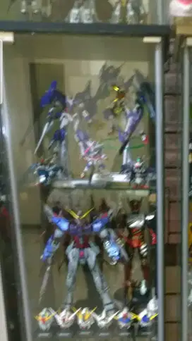 mainan robot gundam