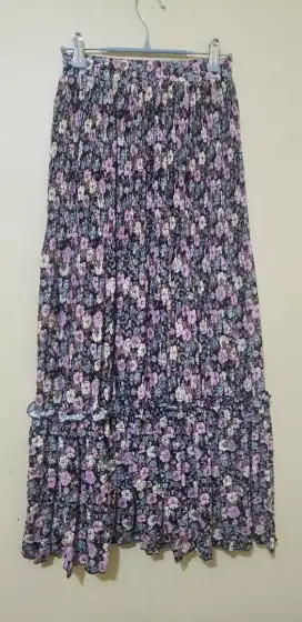 Rok Plisket Motif Bunga Premium